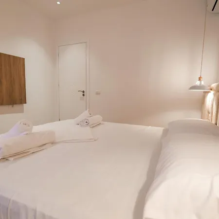 Ajlina Apartment Ksamil