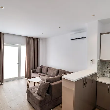 Ajlina Apartment *