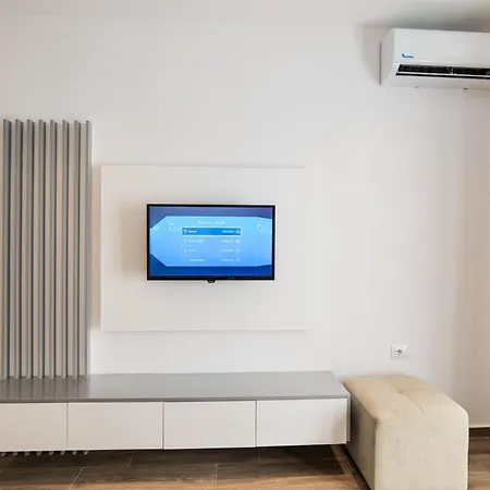 Ajlina Apartment Ksamil