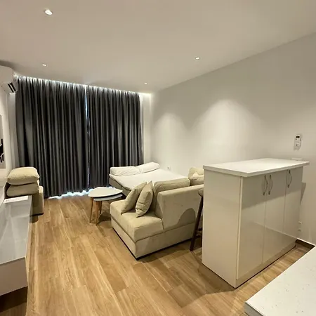 Ajlina Apartment *