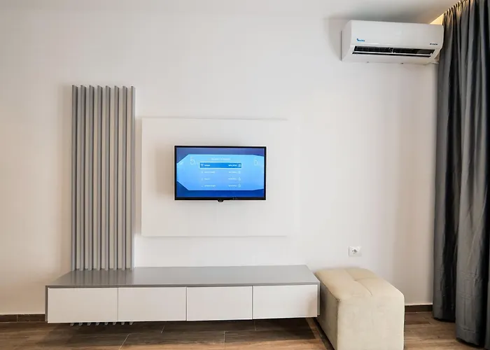 Ajlina Apartment Ksamil